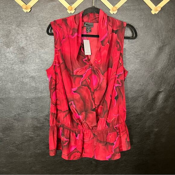 Lane Collection Red‎ Floral Tank Size 1X - Picture 1 of 7